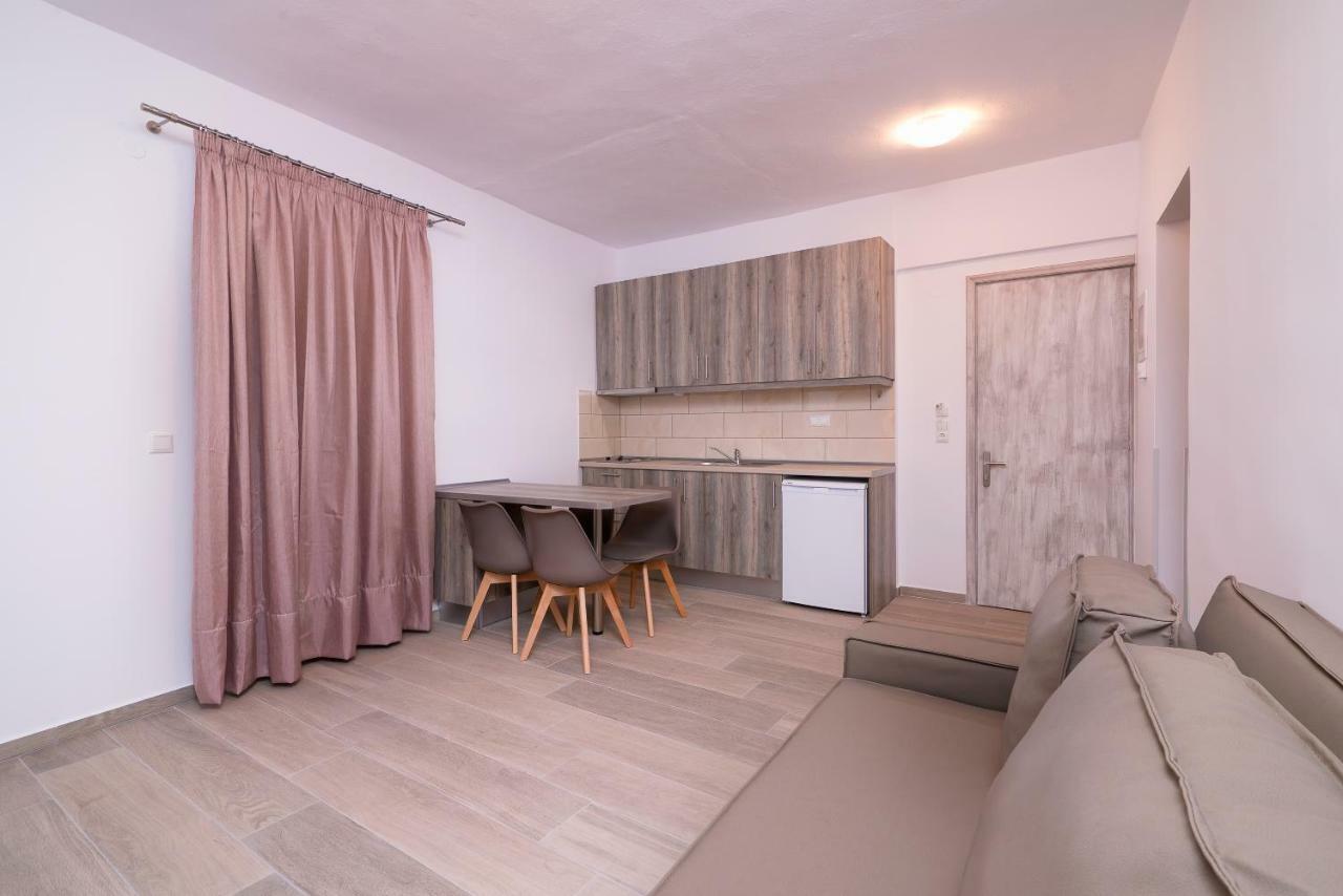 Kentrikon Rooms III & Mint House Λιμενάρια Εξωτερικό φωτογραφία