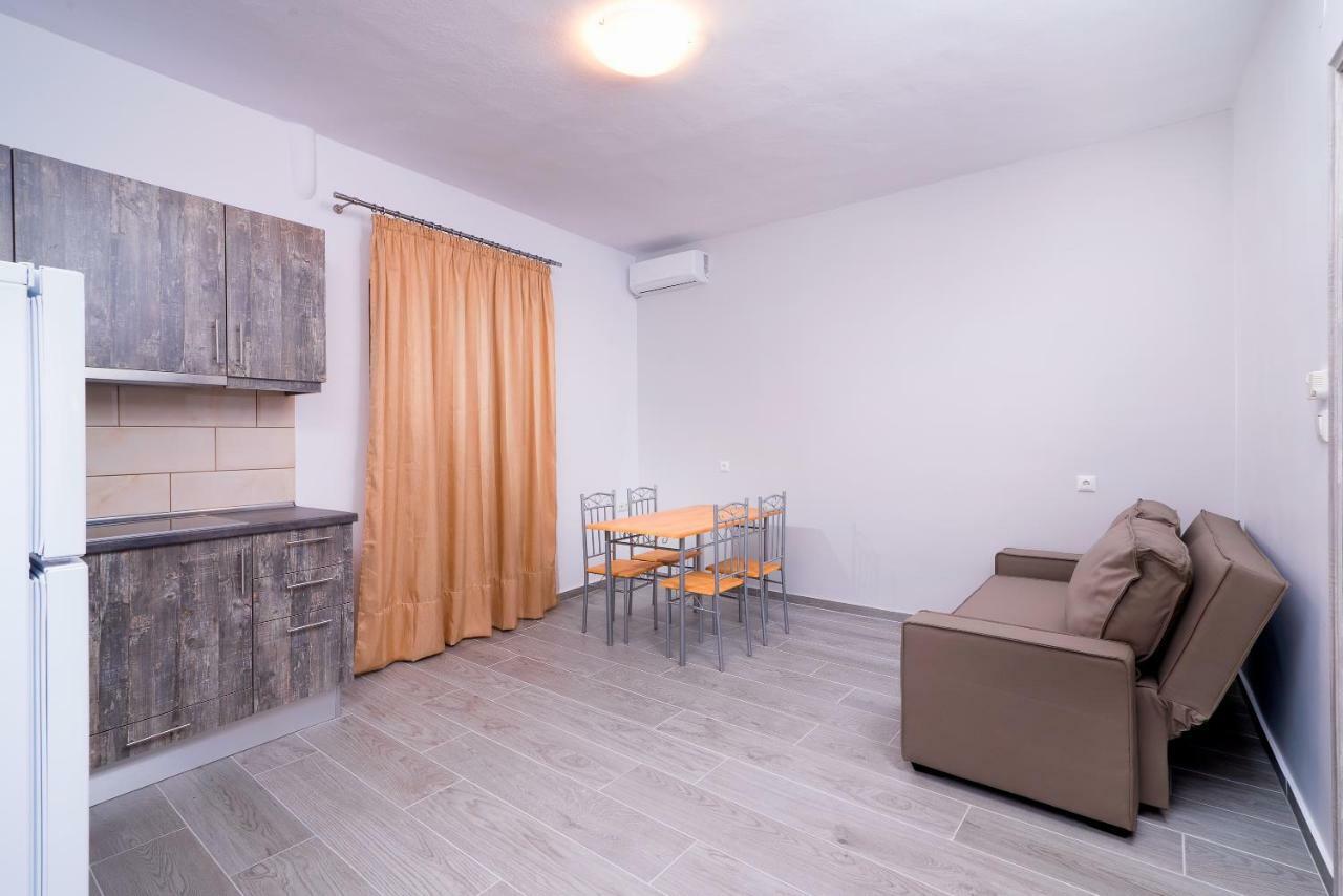 Kentrikon Rooms III & Mint House Λιμενάρια Εξωτερικό φωτογραφία